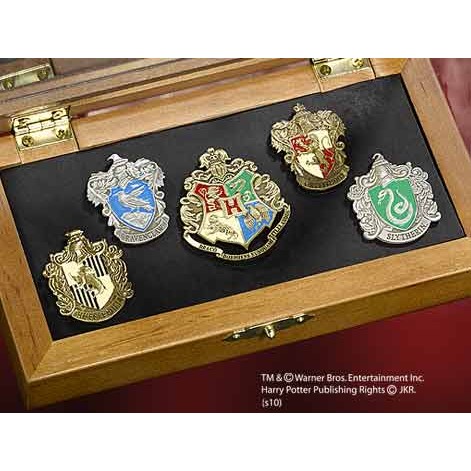 The pins of the families of Hogwarts