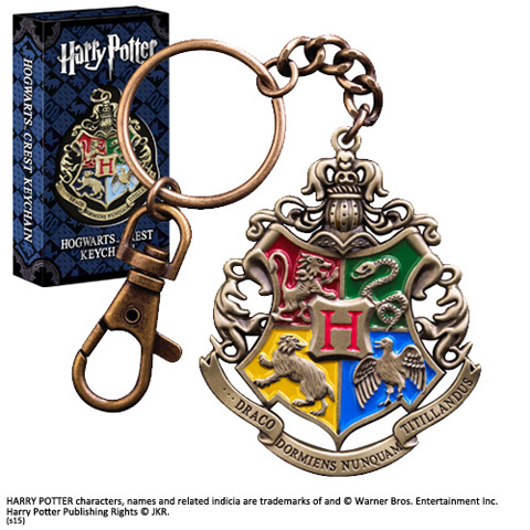 The Hogwarts keychain.