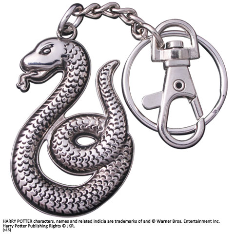 The keychain with the Slytherin.