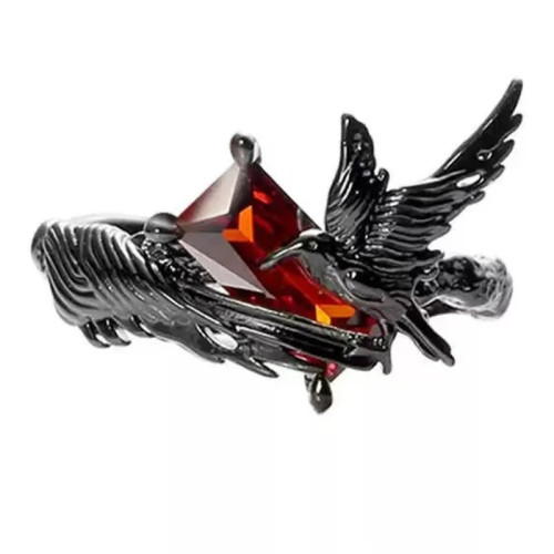 L'anello con i corvi e la pietra rossa.